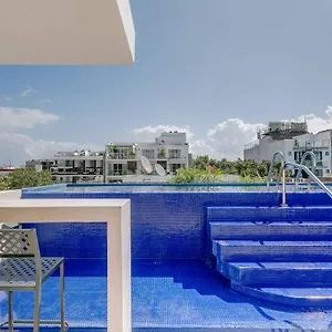 https://danzamar-7-2-block-away-from-5th-avenue.allrivieramayahotels.com