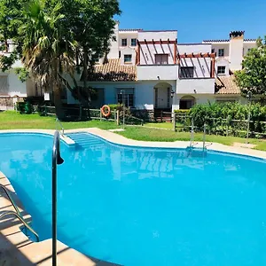 https://las-lagunetas-de-cdiz.es-andalucia.com